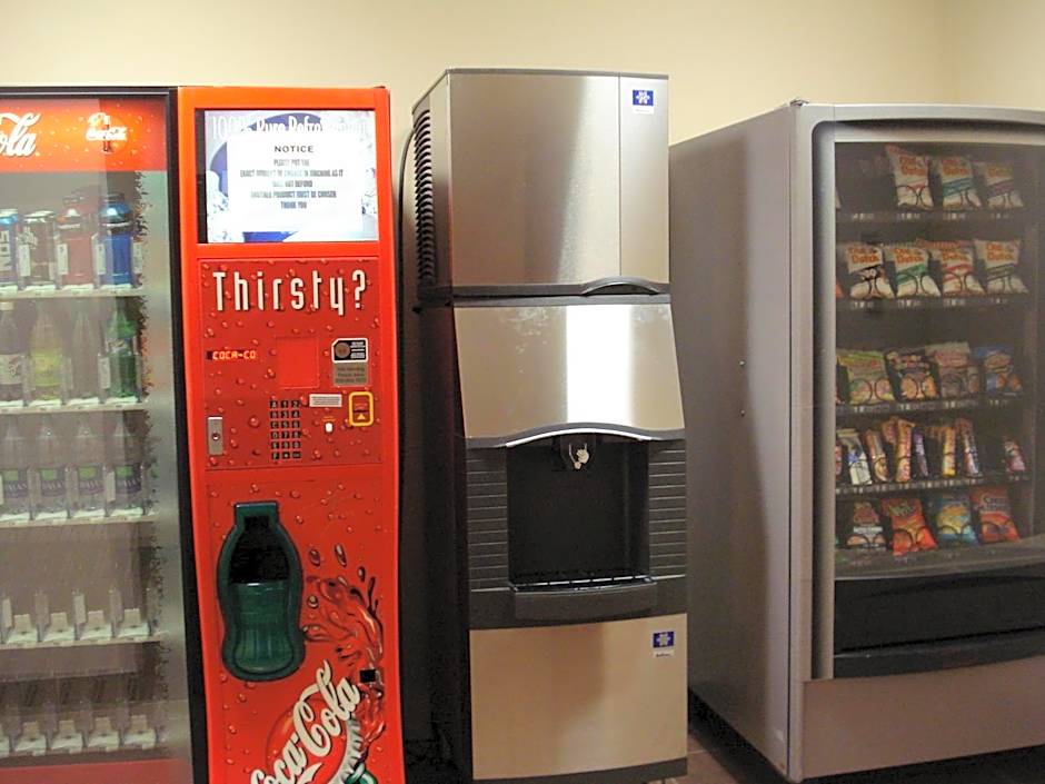 Days Inn by Wyndham Chetwynd