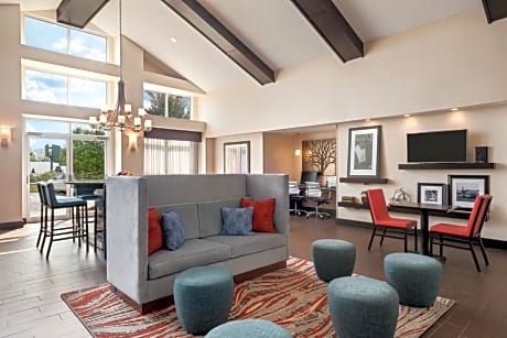 Hampton Inn & Suites Fort Wayne-North