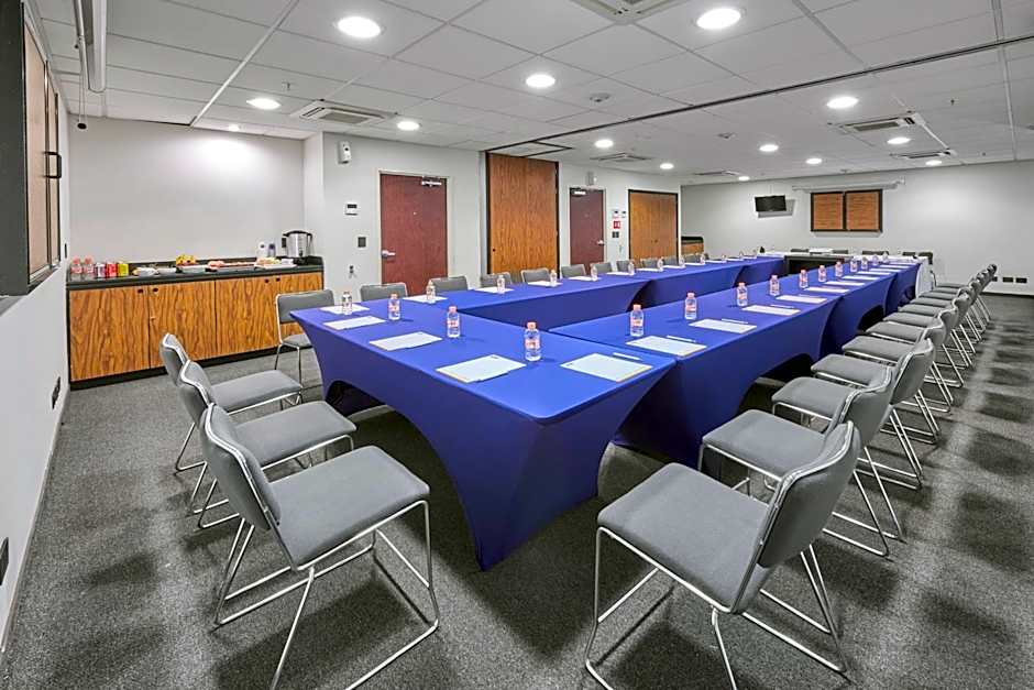 City Express by Marriott Querétaro Juríca