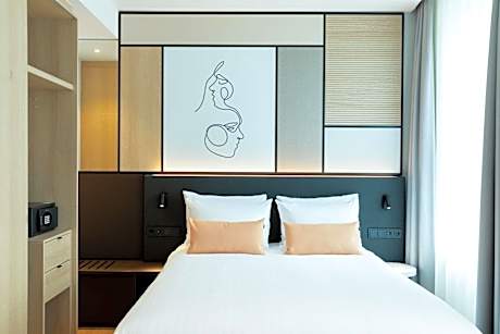 Queen Studio with Skyline View