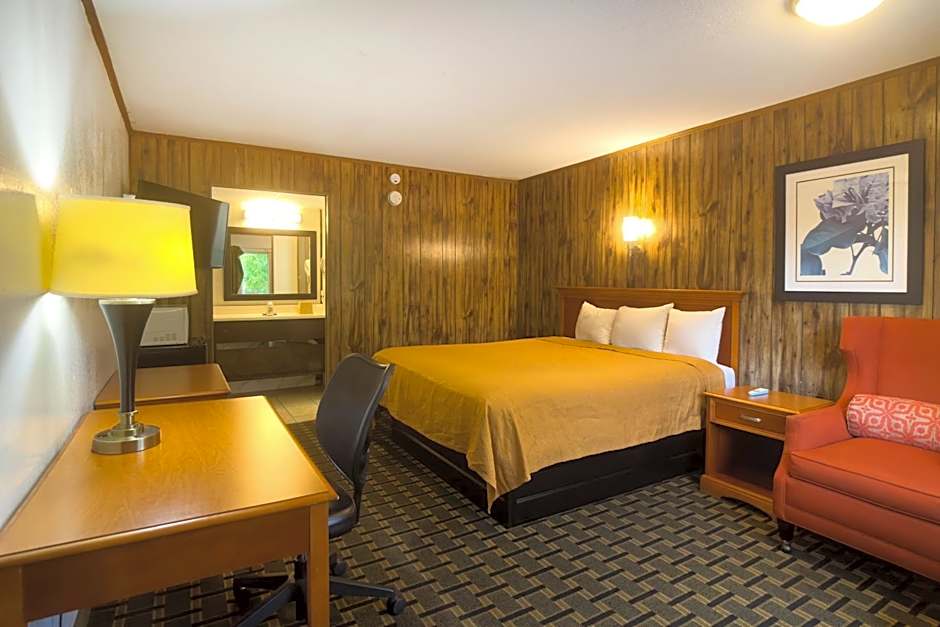 Tennessee Mountain Lodge Riverside by OYO