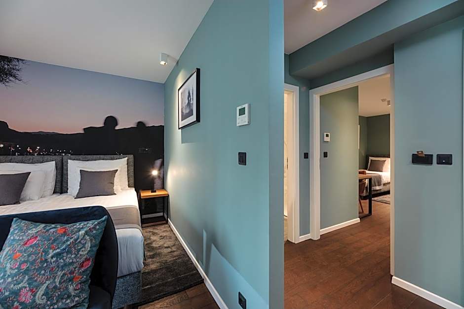 Camera Hotel