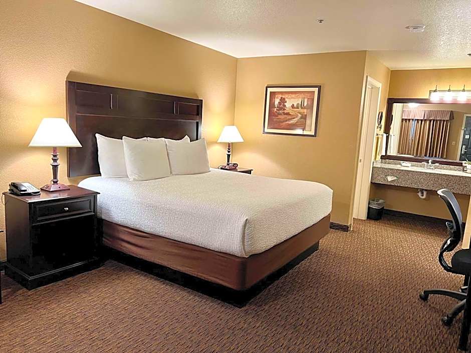 Best Western Country Inn Fortuna