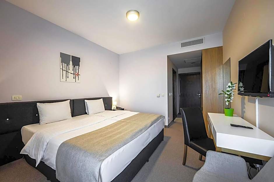 Nobel Inn Hotel