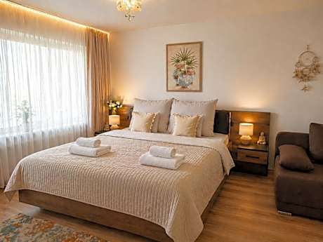 Orient Apartmanház