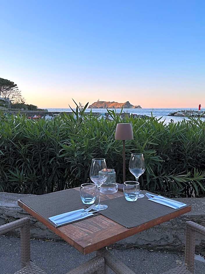 Hôtel Restaurant Petra Cinta