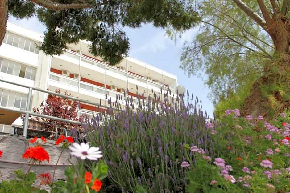 Siagas Beach Hotel