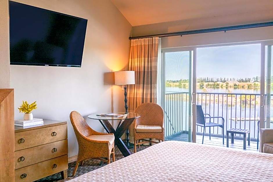 The Lodge at Columbia Point