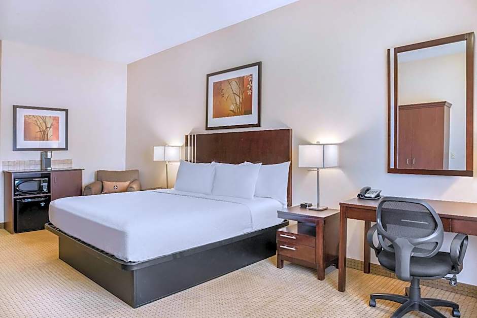 Ramada by Wyndham Lac La Biche