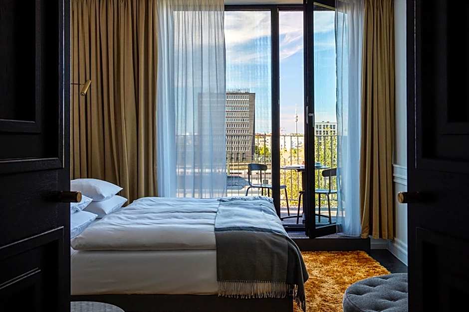 Roomers Munich, Autograph Collection by Marriott