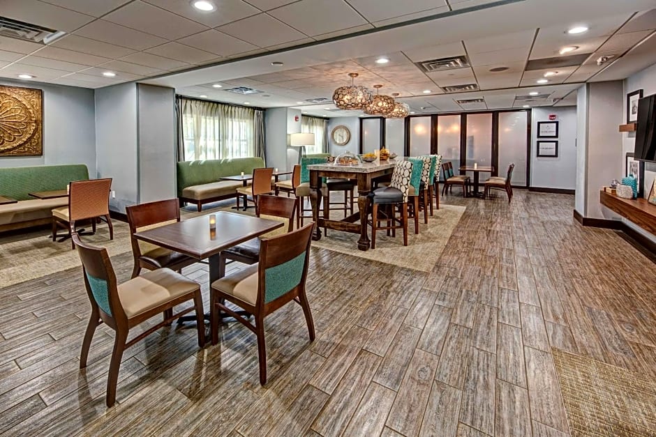 Hampton Inn By Hilton Summerville, SC