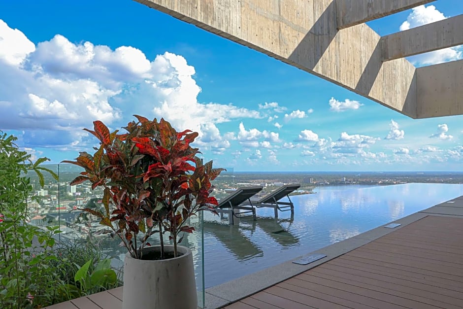 Ad Lib Hotel Khon Kaen