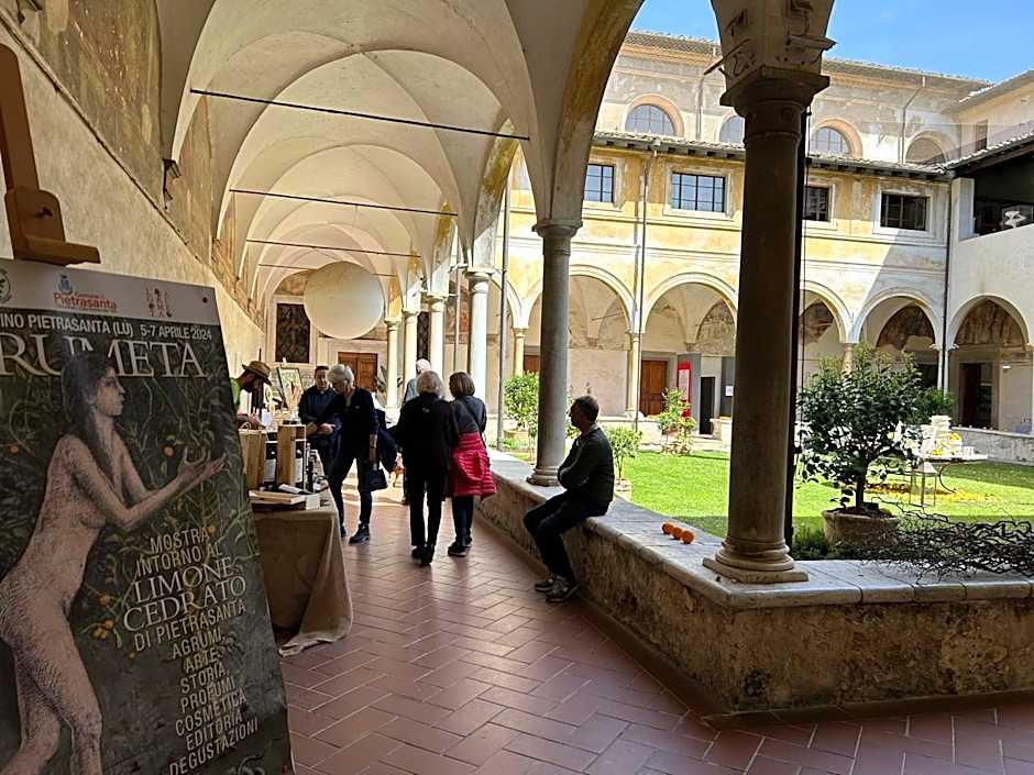 Art Hotel Pietrasanta