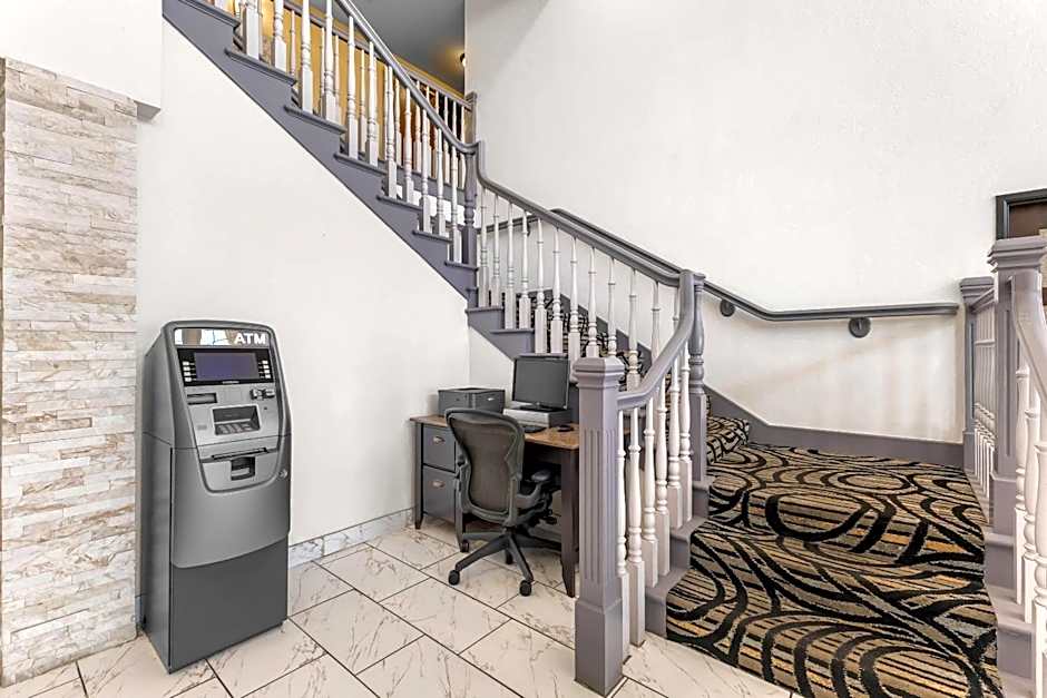 Quality Inn & Suites Salt Lake City Airport West