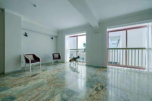 Hanedan Beach Hotel