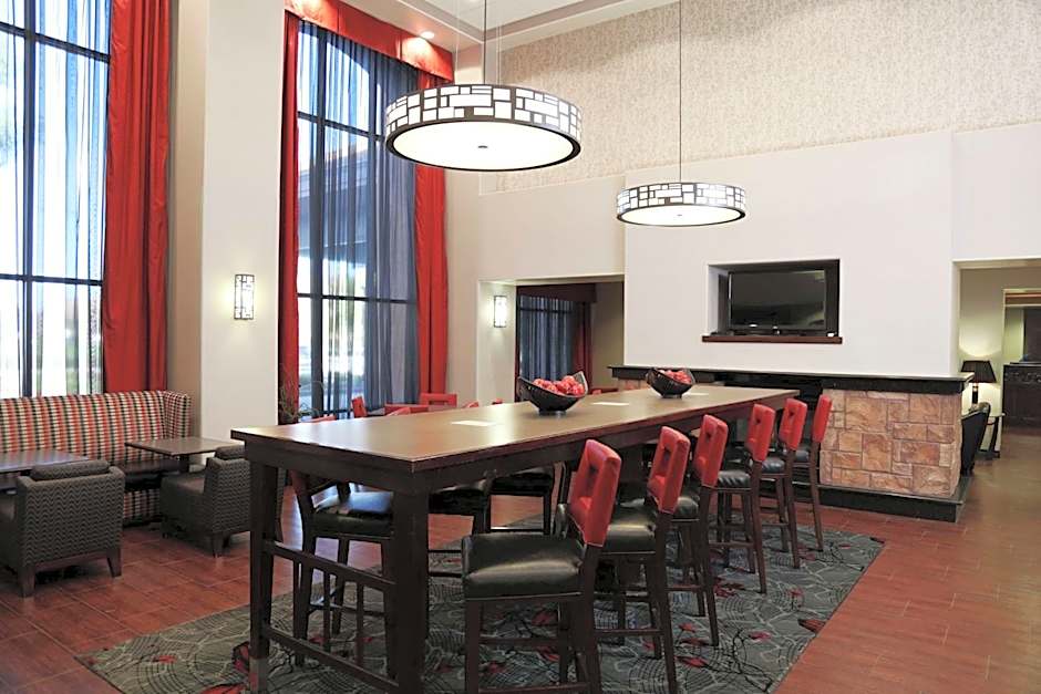 Hampton Inn By Hilton & Suites Temecula