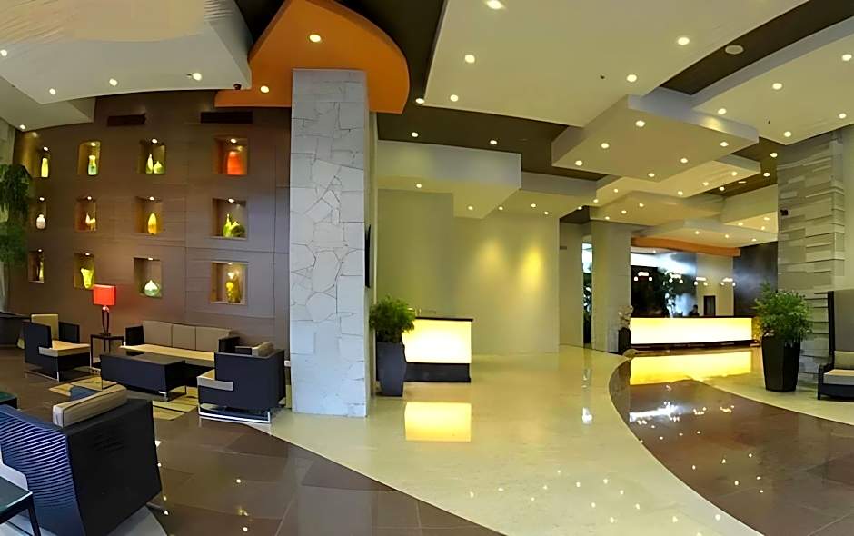 Hock Lee Hotel & Residences