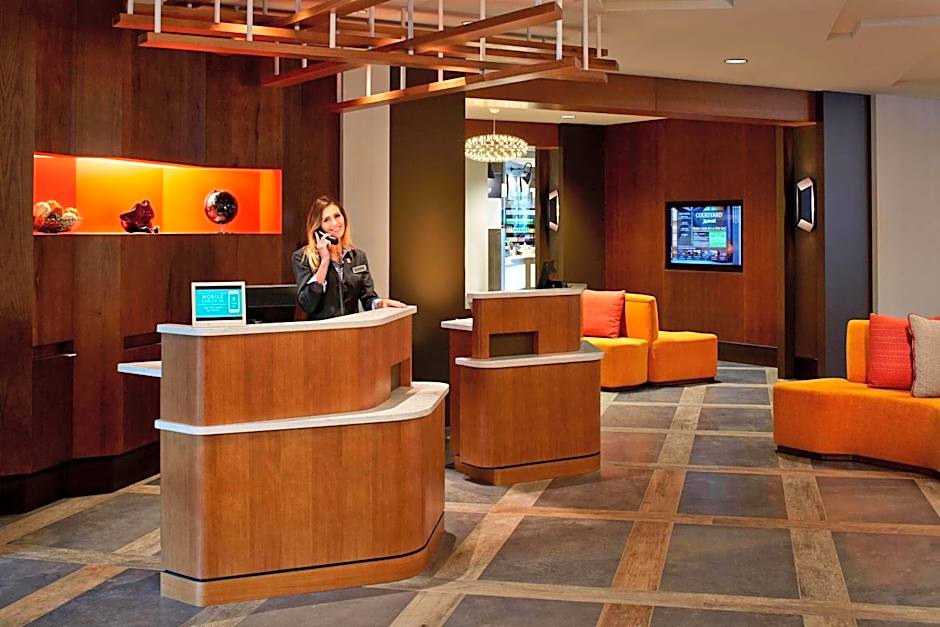 Courtyard by Marriott Lake George