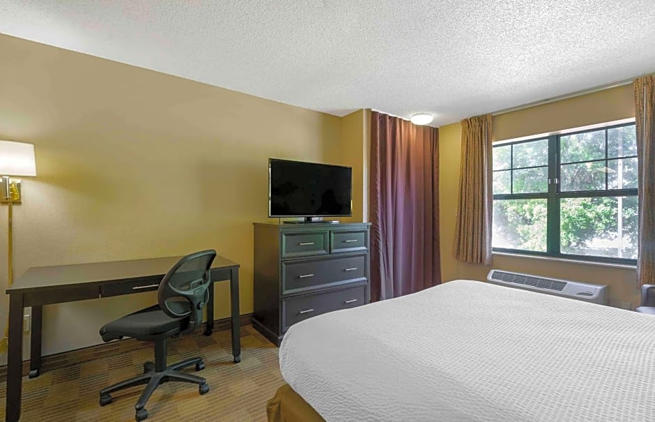 Extended Stay America Suites - Tampa - Airport - Spruce Street