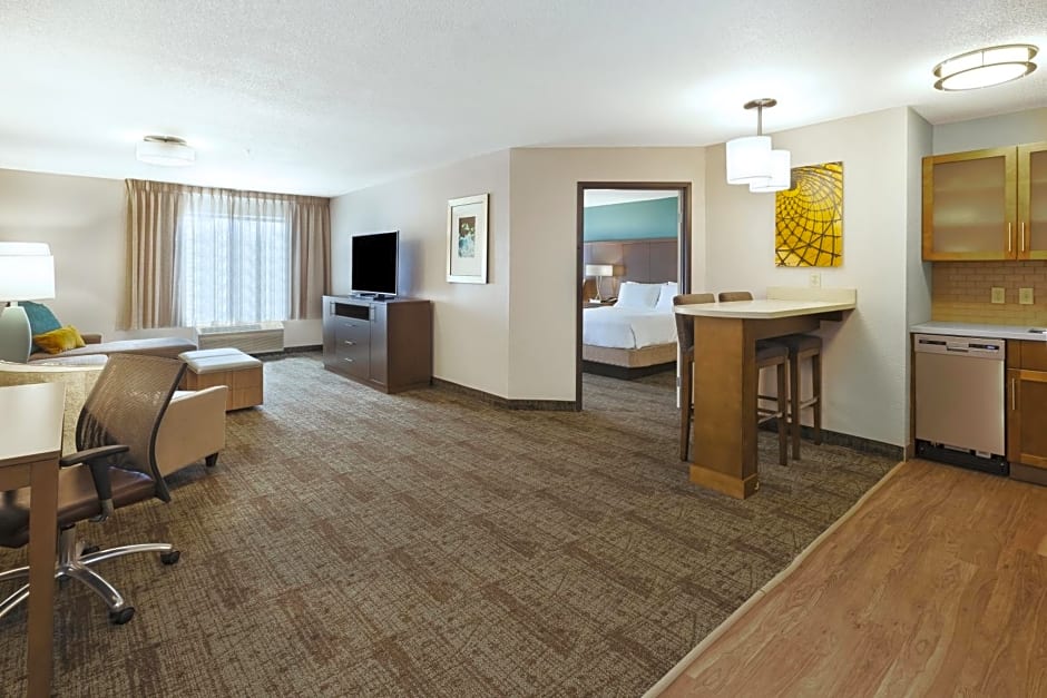 Staybridge Suites Columbia-Highway 63 & I-70