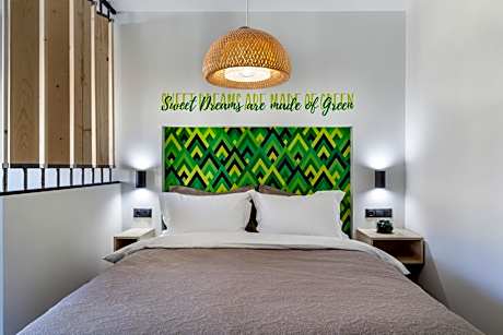 The Athenians Modern Apartments