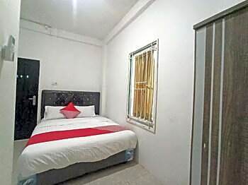 OYO 92079 Anaqi Homestay Syariah