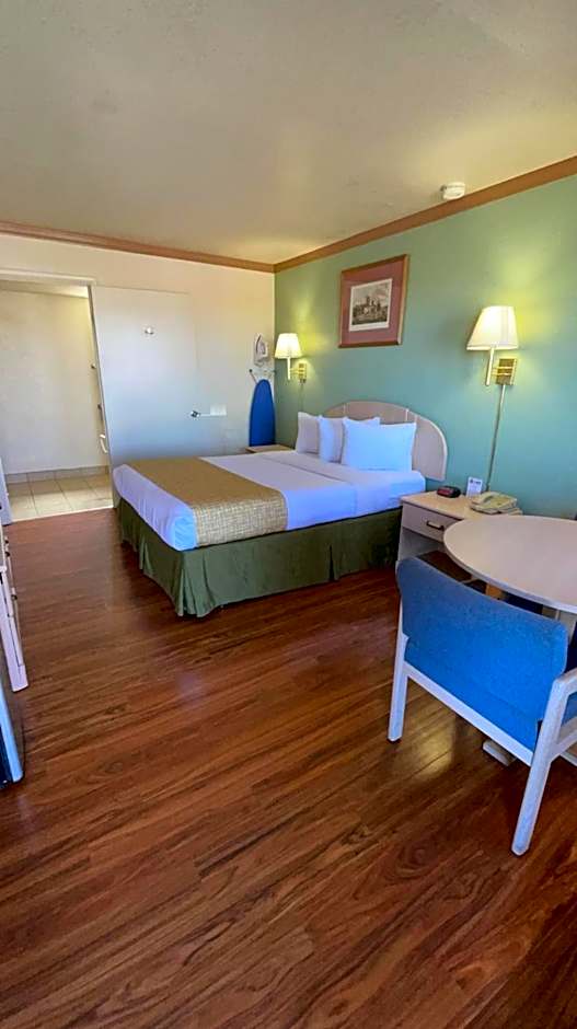 Travelodge by Wyndham Holbrook