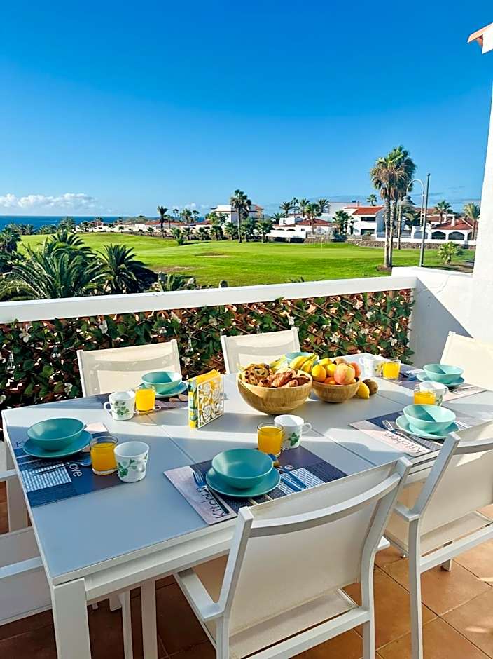 Fantastic sea and golf course view house with 3 bedrooms