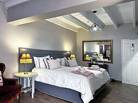 59 On True North Guest Rooms