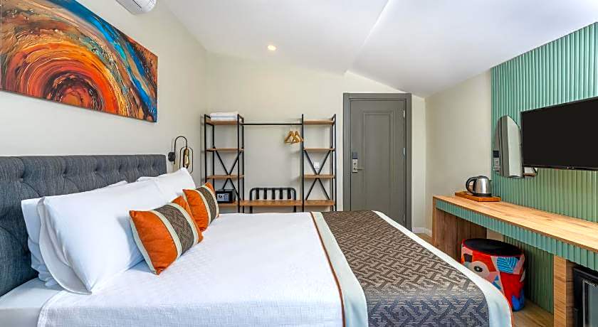 ECHINUS HOTELS