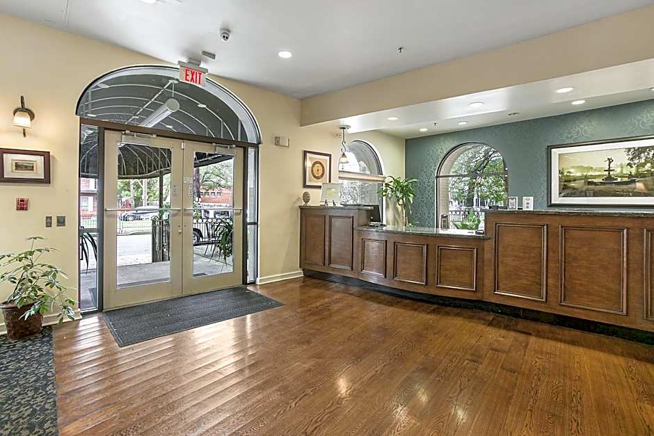 St Charles Inn, Superior Hotel