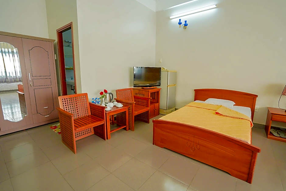 Hoa Binh 2 Hotel