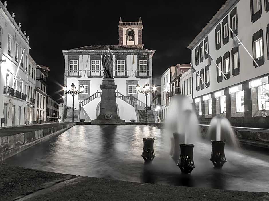 CC Guest House - "Ao Mercado"