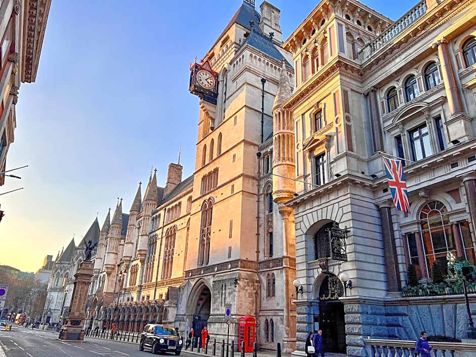 Deluxe Entire Apartment Between Covent Garden and St Pauls Cathedral