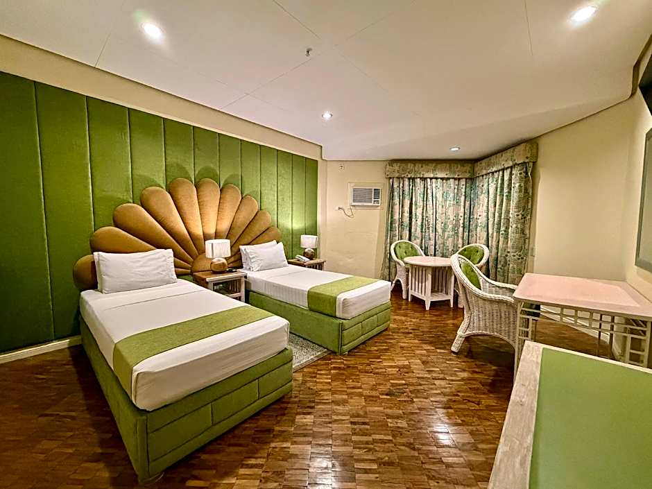 Coco Grande Hotel