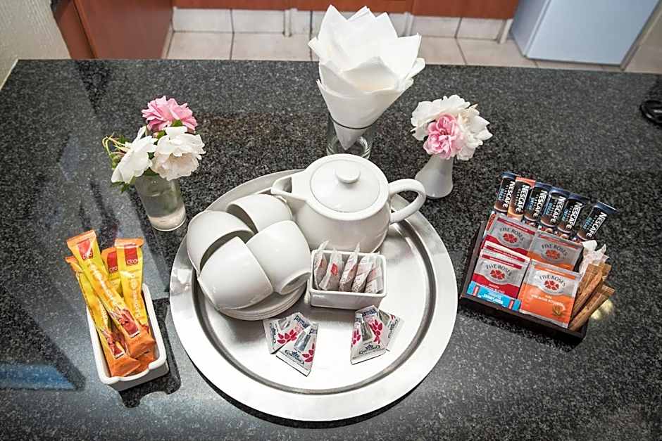 First Group Qwantani