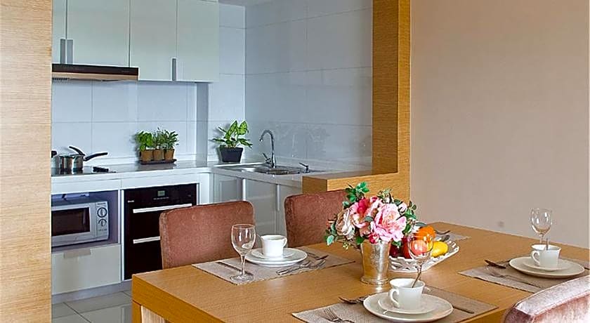 Yuwa Hotel