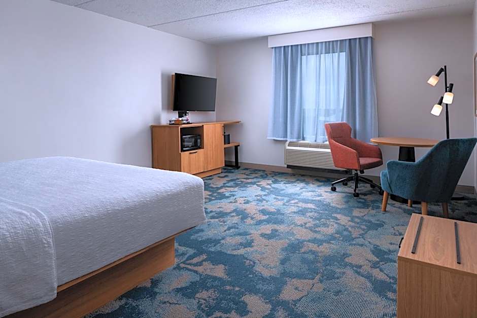 Hampton Inn By Hilton Neptune/Wall