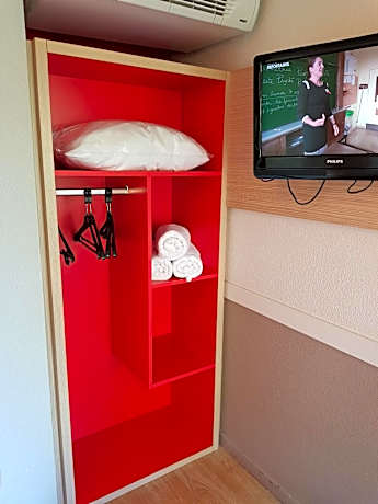 Double Room with 1 Double Bed