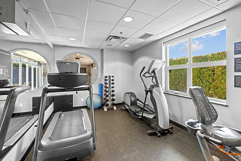 Holiday Inn Hotel & Suites Surrey East - Cloverdale By IHG