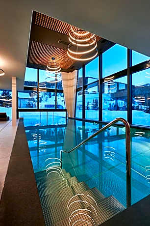 Hotel Stoeres - Active wellbeing