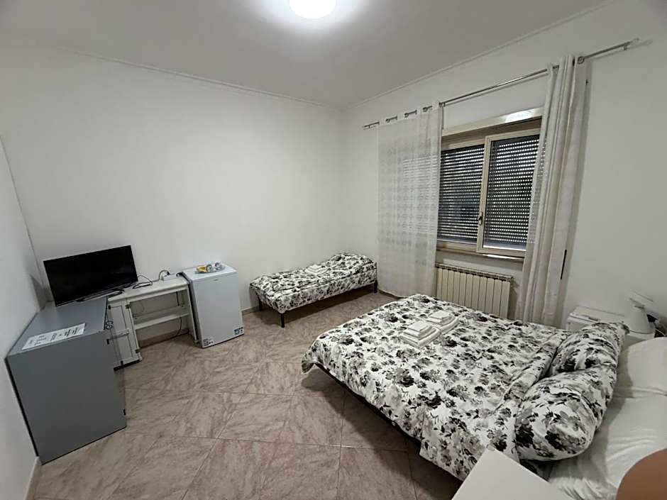 Foto 1 de 3 de Triple Room
