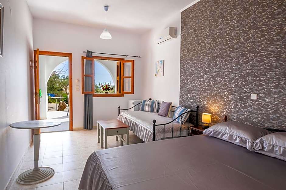 Perama Hotel, Karpathos