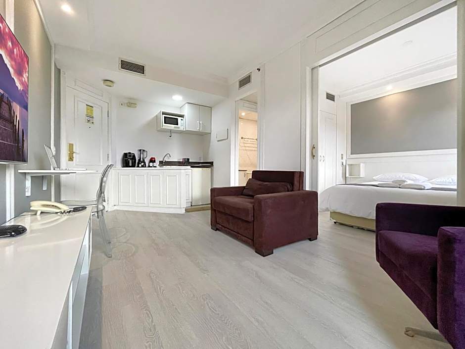 Hotel Vila Olimpia Cozinha Piscina Academia