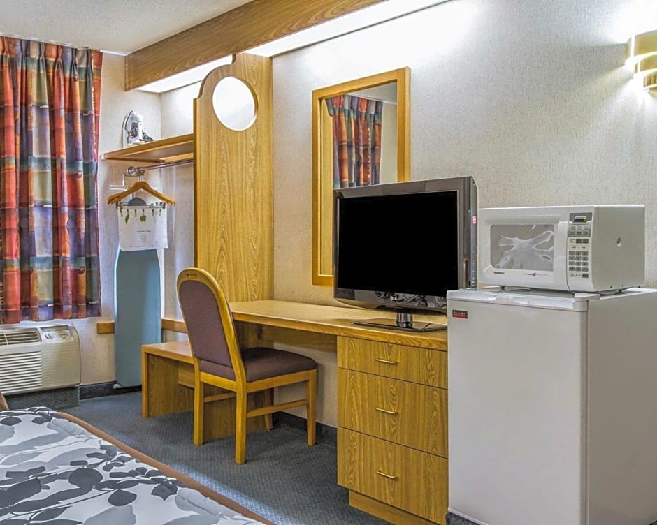 Rodeway Inn Fremont