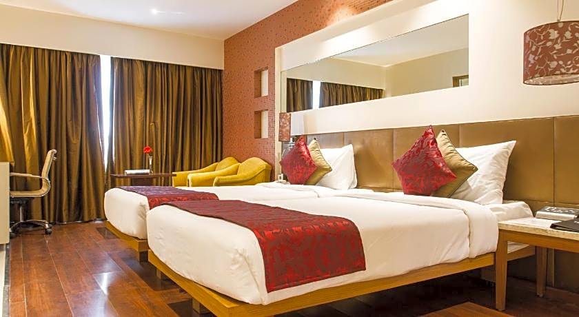 7 Apple Hotel Pimpri Pune