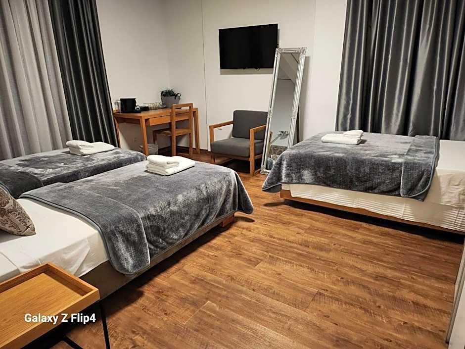 Saint George Boutique Rooms