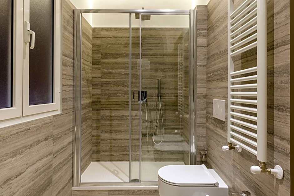 Aenea Superior Inn