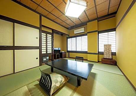 Japanese Style Room with 8 Tatami and without Bathroom