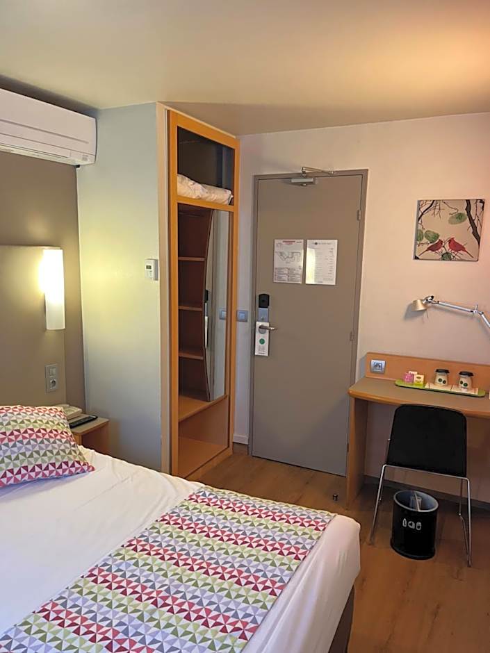 Campanile Paris 14 - Maine Montparnasse